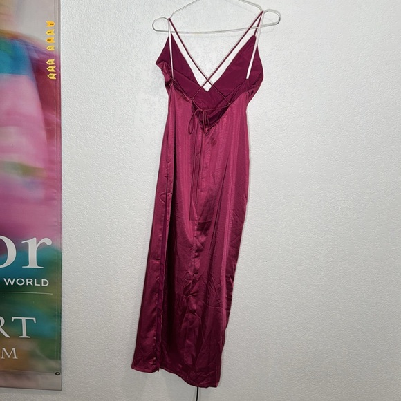 NWT MORE TO COME Regina Maxi Dress in Fuchsia Medium Revolve - Picture 7 of 15